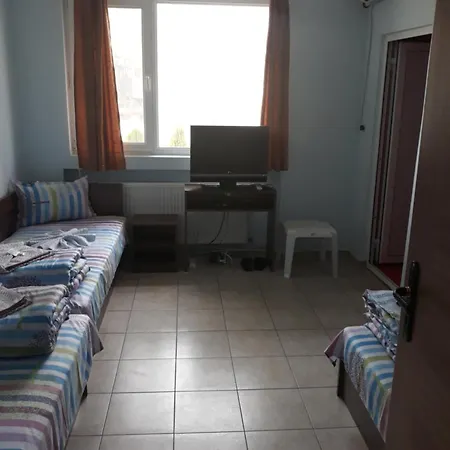 Victoria אכסניה *