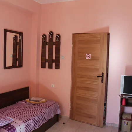 Victoria אכסניה